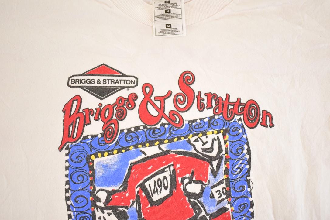 Vintage 1998 Briggs And Stratton Souvenir Running T-Shirt Mens M from propervintagecanada