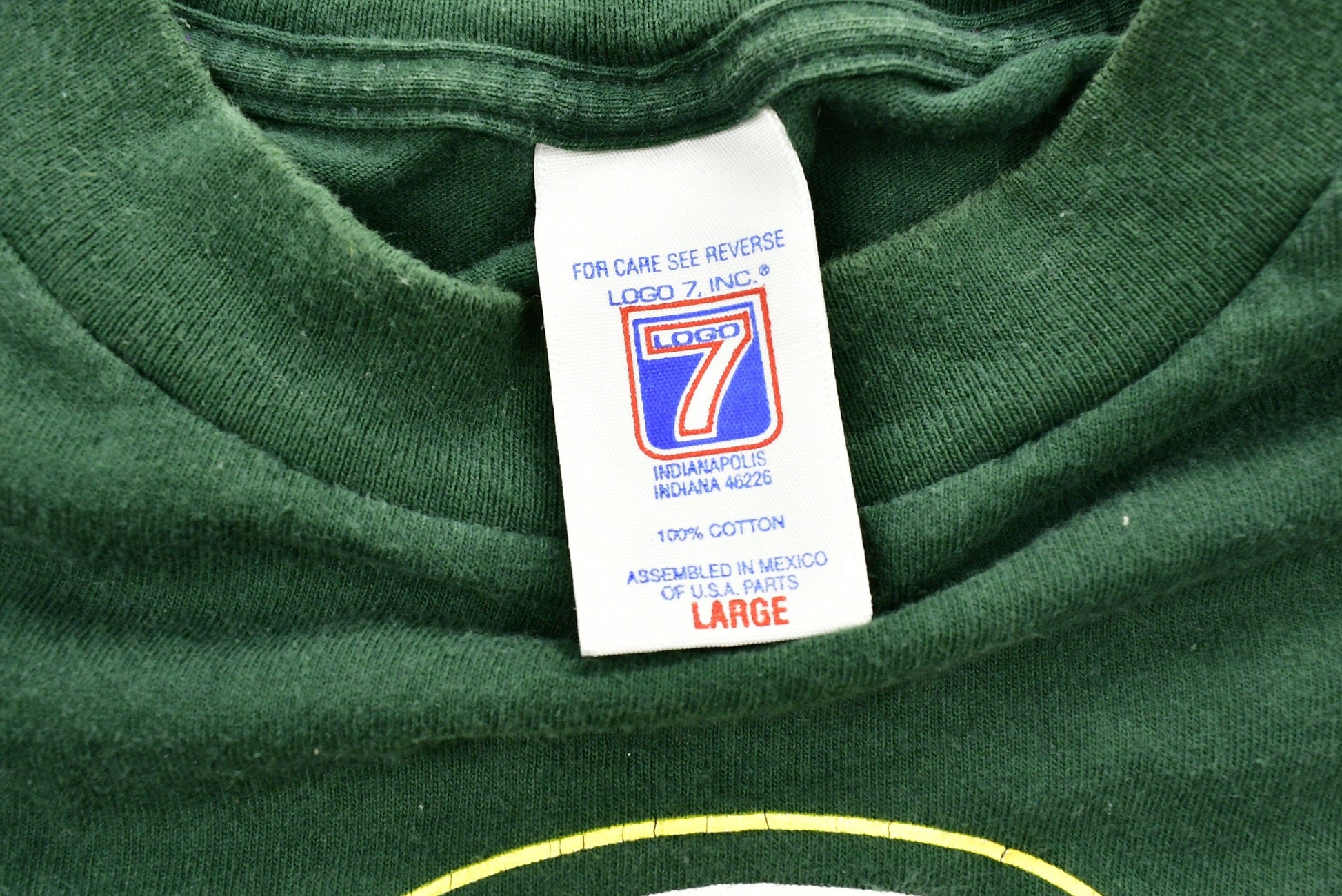 Vintage 1998 Greenbay Packers Super Bowl Logo 7 T-Shirt , Graphic , 80s , 90s , Streetwear , Retro Style from propervintagecanada