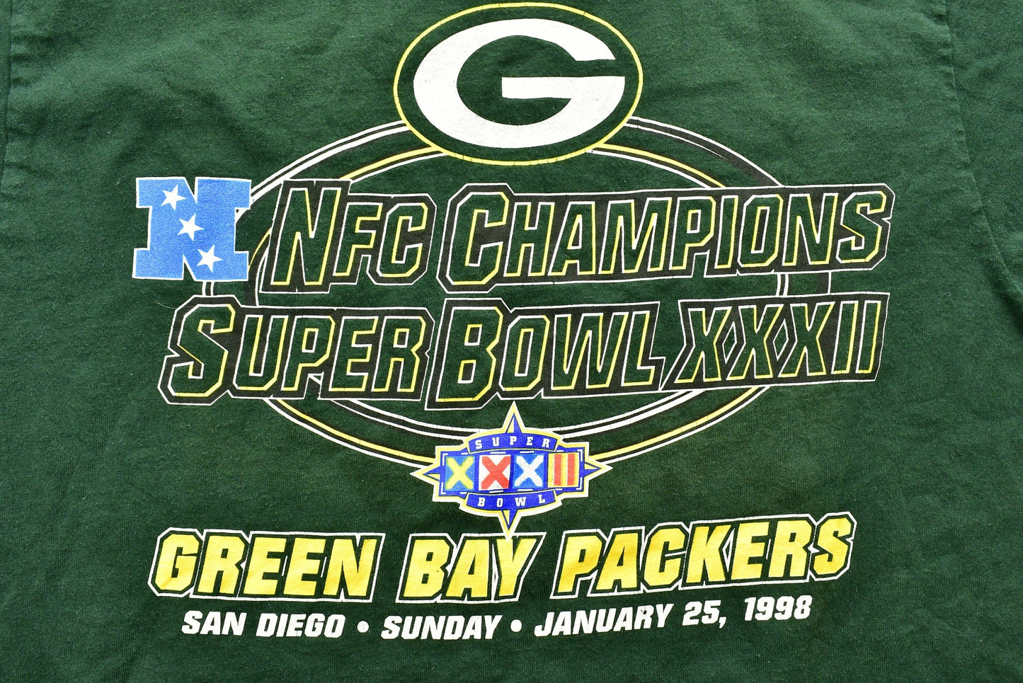 Vintage 1998 Greenbay Packers Super Bowl Logo 7 T-Shirt , Graphic , 80s , 90s , Streetwear , Retro Style from propervintagecanada