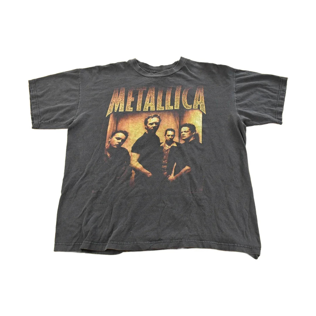 Vintage 1998 Metallica Reload Summer Tour Band T-Shirt Men's XL from propervintagecanada