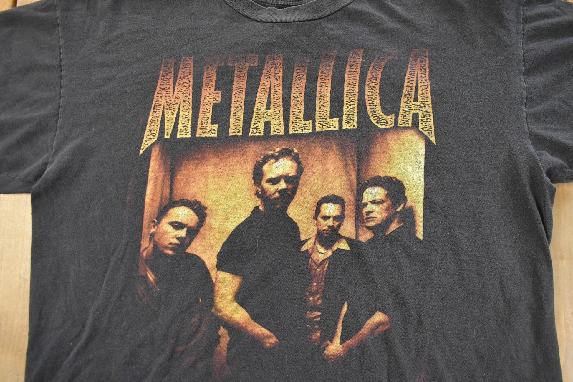 Vintage 1998 Metallica Reload Summer Tour Band T-Shirt Men's XL from propervintagecanada