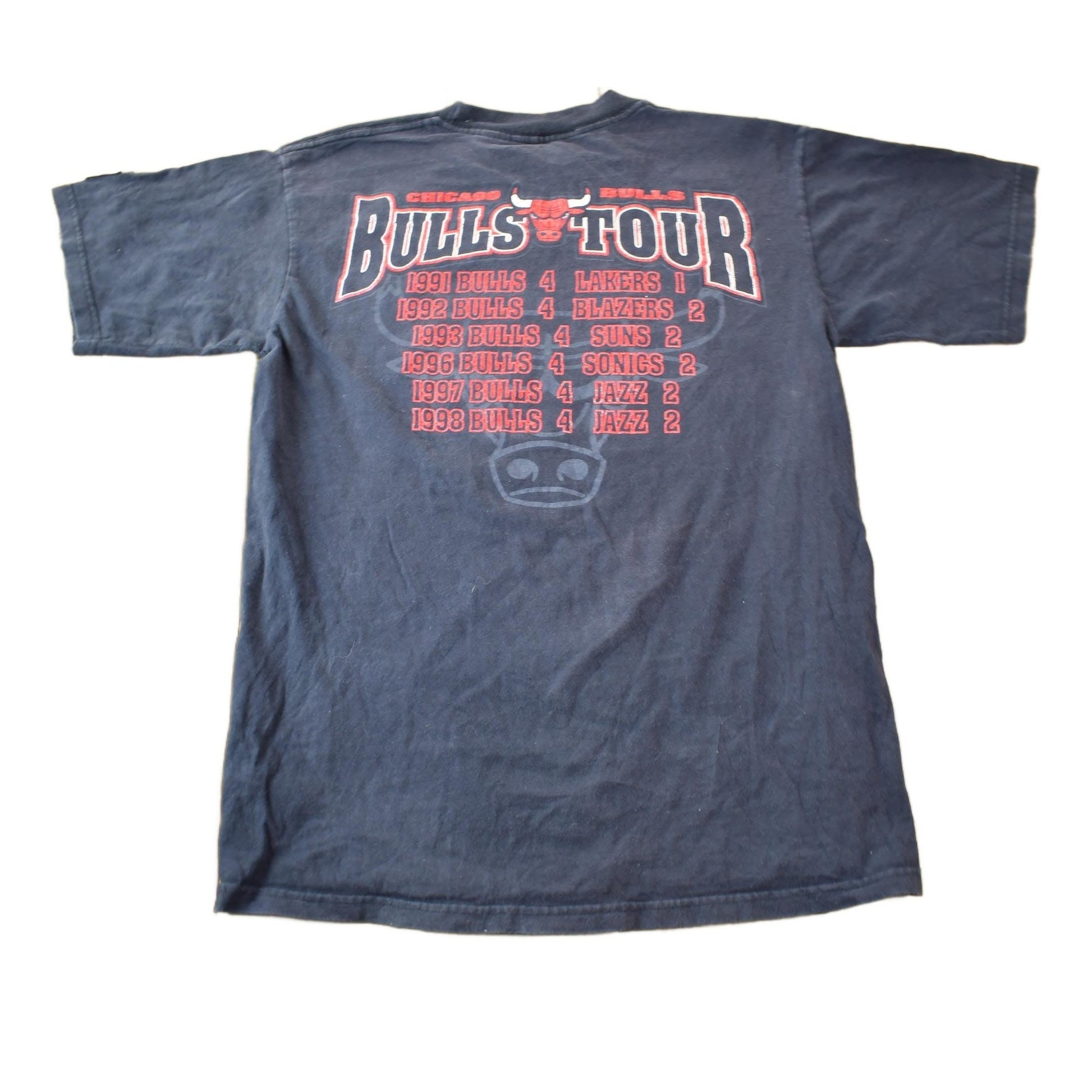 Vintage 1998 NBA Chicago Bulls Champions Graphic T-Shirt / Single Stitch / NBA Basketball / 90s Streetwear / Starter T-Shirt from propervintagecanada