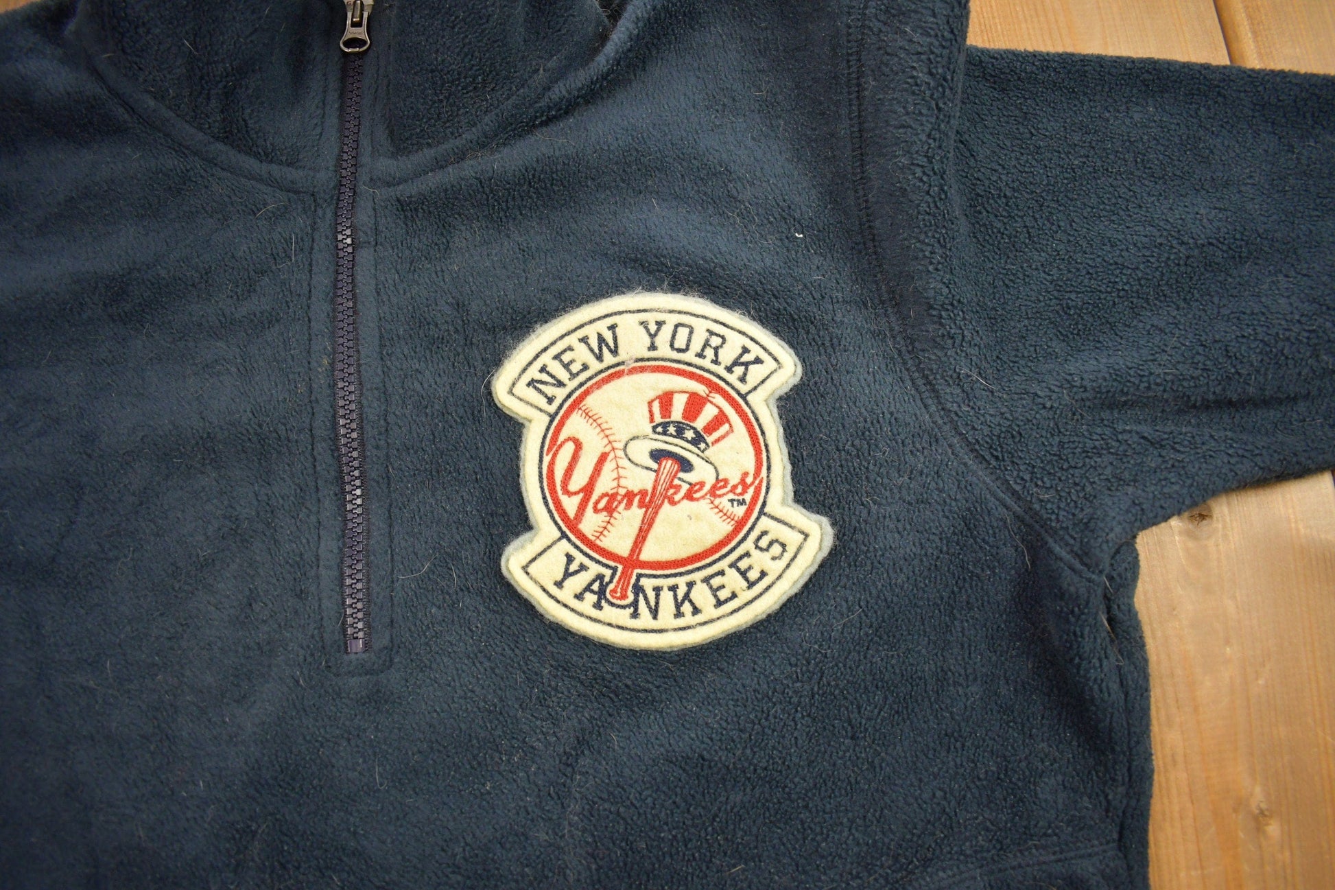 Vintage 1998 New Yankees MLB Heavy Weight Quarter Zip Fleece Sweater Men's XL from propervintagecanada
