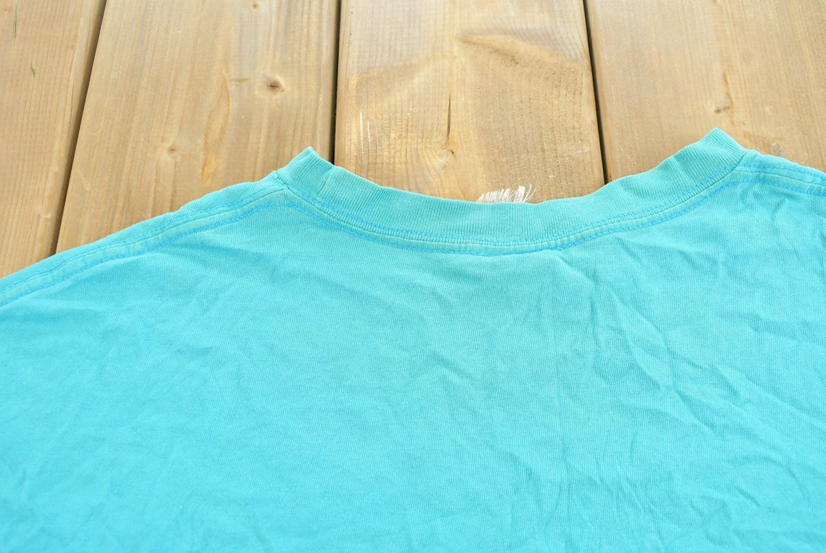 Vintage 1998 Scooby Doo Snowflakes T-Shirt Men's 2XL Long Men's 2XL from propervintagecanada