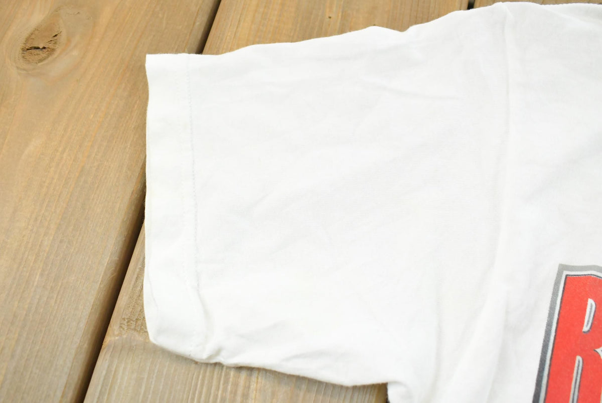 Vintage 1998 Starter Chicago Bulls NBA Champions 3 Peat T-Shirt Mens S from propervintagecanada
