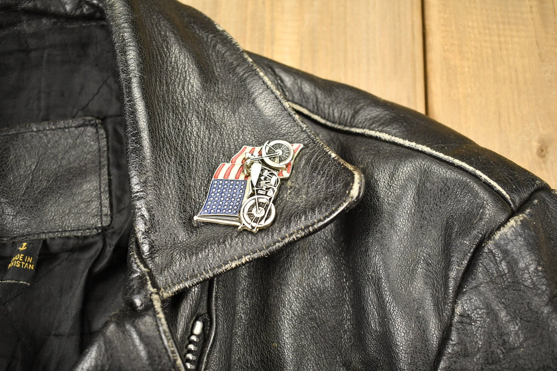 Vintage 1998s Fringed Leather Motorcycle Jacket Men's Large from propervintagecanada
