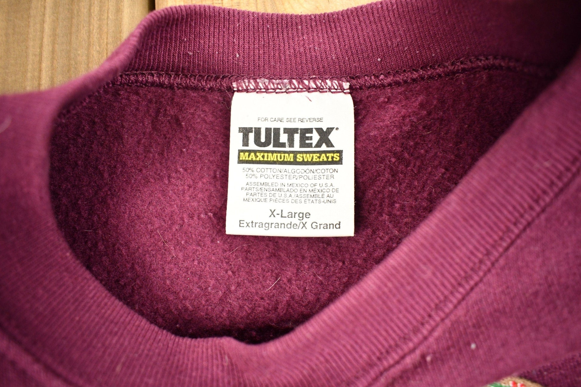 Vintage 1999 Cute Christmas Teddy Bear Graphic Crewneck Sweater Men's XL from propervintagecanada