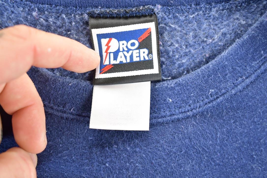 Vintage 1999 Pro Player Connecticut Huskies National Champions University Crewneck Mens L from propervintagecanada