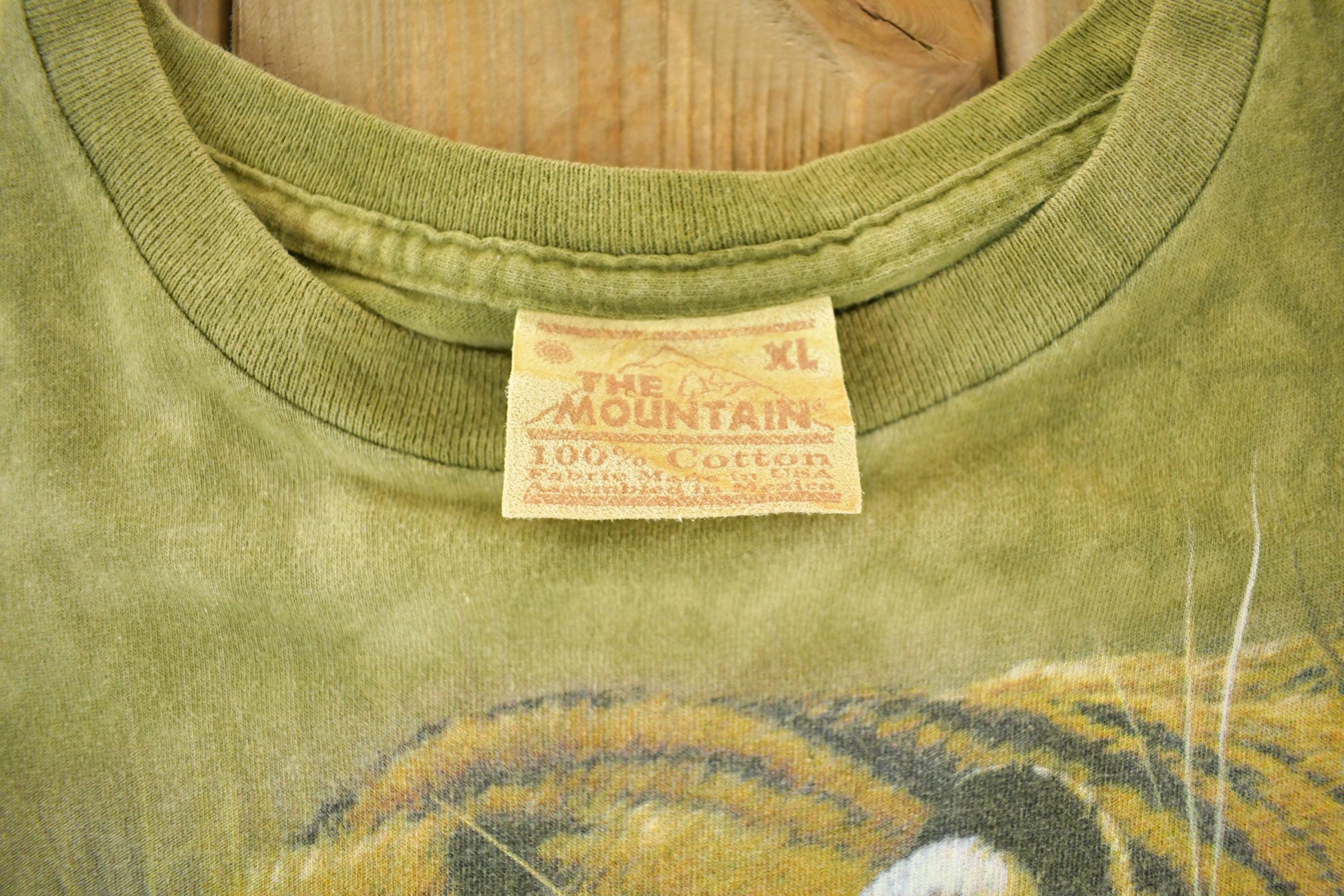 Vintage 1999 The Mountain Tiger Souvenir Graphic Print T-Shirt Men's XL from propervintagecanada