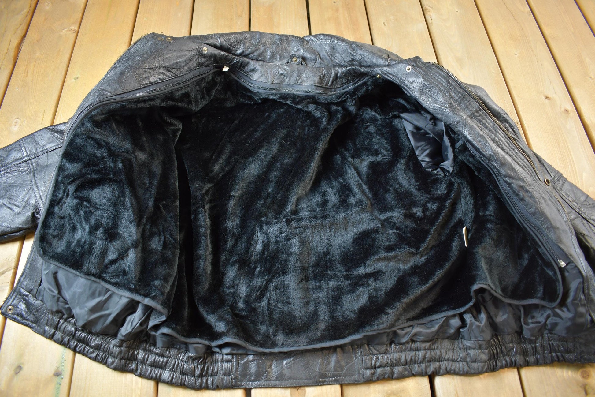 Vintage 2000 Giovanni Navarre Leather Biker Jacket With Lining Men's XL NWT from propervintagecanada