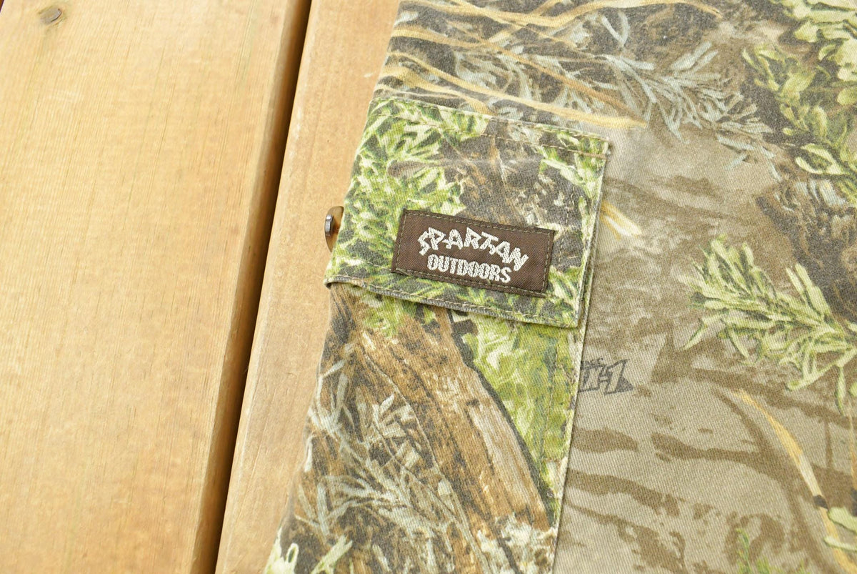 Vintage 2000s Advantage Max-1 Camo Cargo Pants Men's L from propervintagecanada