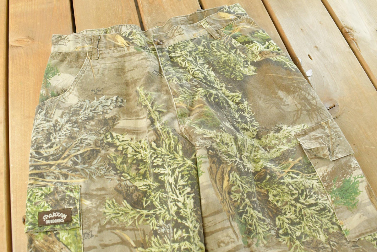 Vintage 2000s Advantage Max-1 Camo Cargo Pants Men's L from propervintagecanada