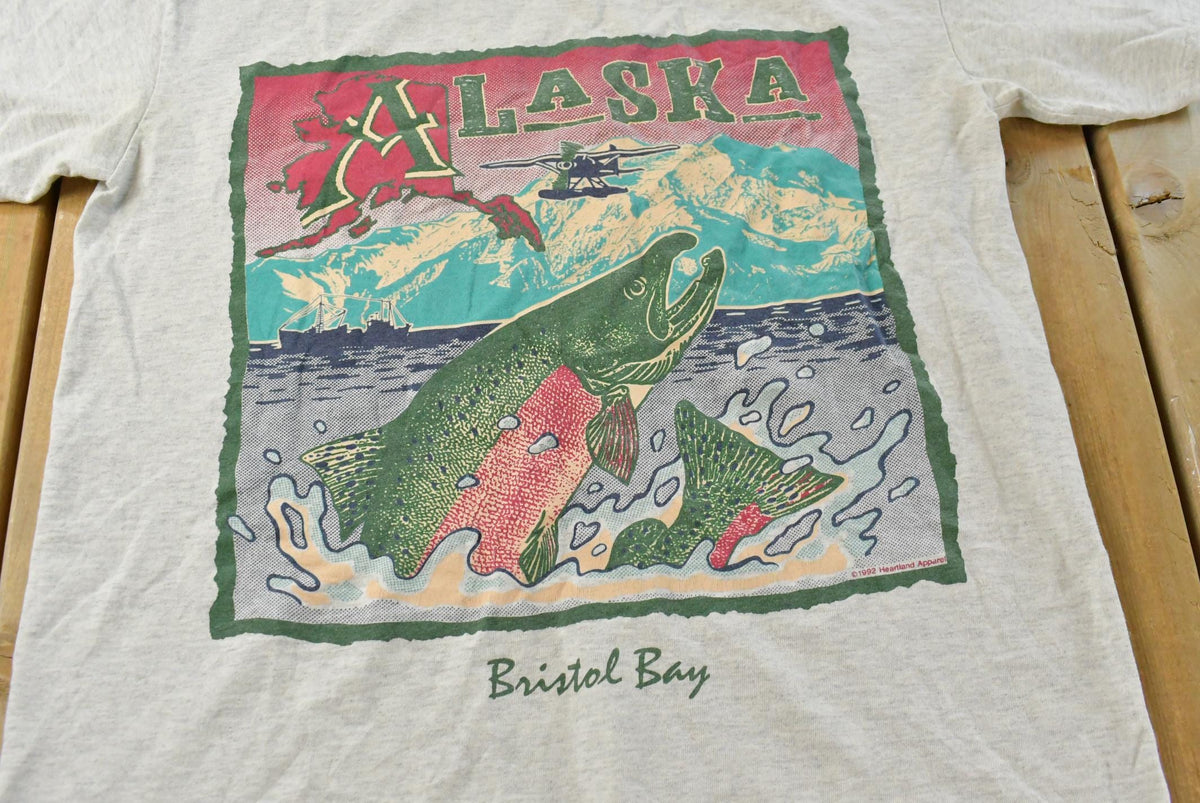 Vintage 2000s Alaska Bristol Bay Fishing USA Graphic Souvenir T Shirt Men's M from propervintagecanada