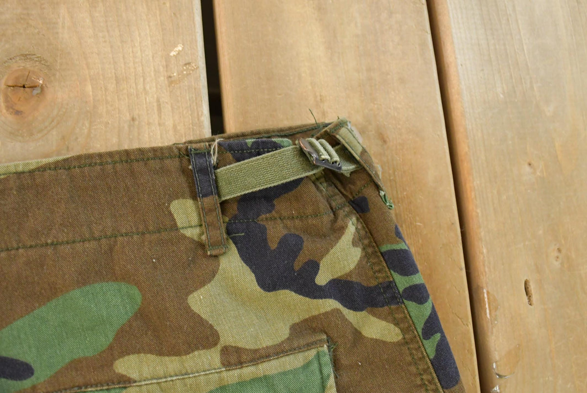 Vintage 2000s Army Military Woodland Camo Cargo Pants Men's Large from propervintagecanada