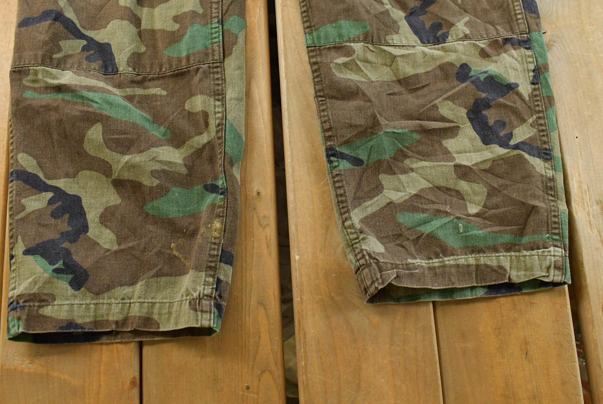 Vintage 2000s Army Military Woodland Camo Cargo Pants Men's XL from propervintagecanada