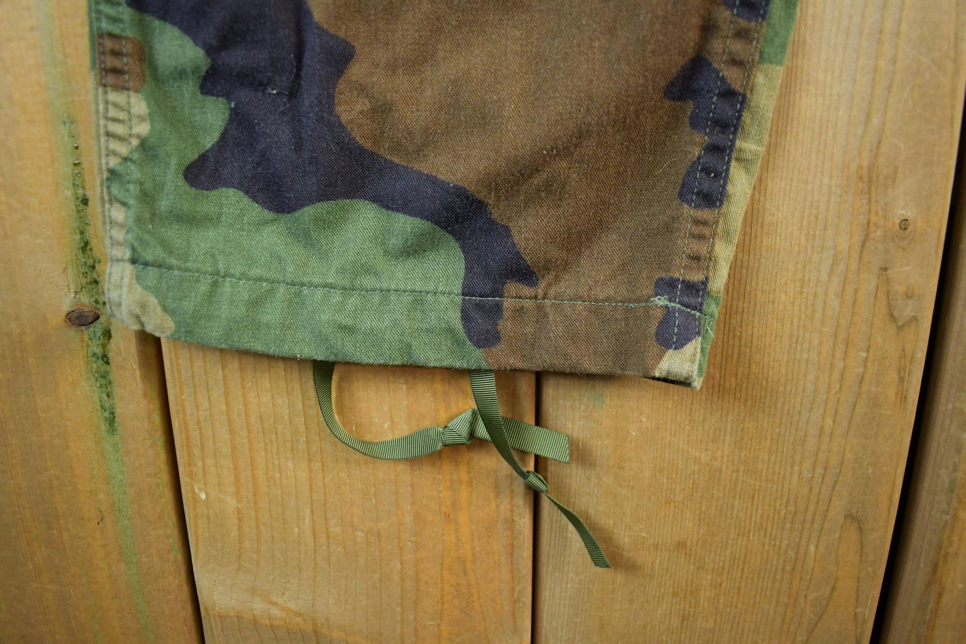 Vintage 2000s Army Woodland Camouflage Cargo Pants Men's 38 x 21 from propervintagecanada