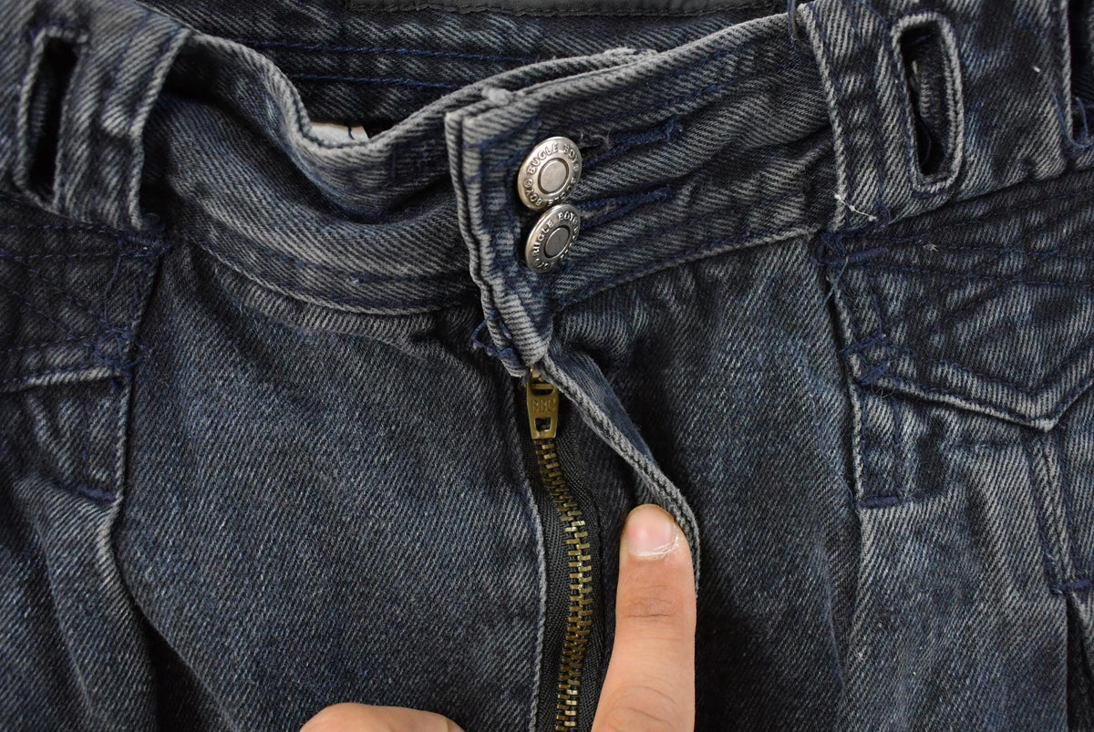 Vintage 2000s Bugle Boy Jeans Company Denim Jeans Women's 33 x 31.5 from propervintagecanada