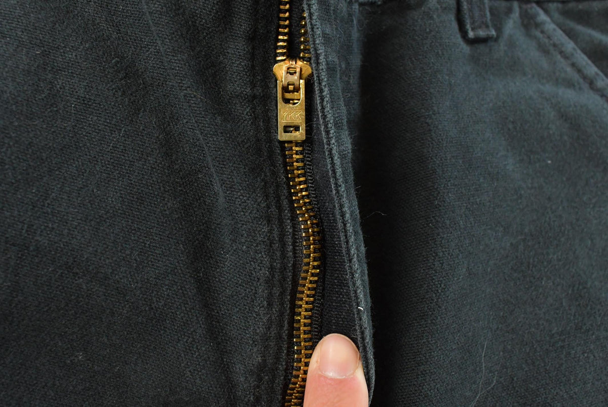 Vintage 2000s Carhartt Black Canvas Pants Men's 31 x 30 from propervintagecanada