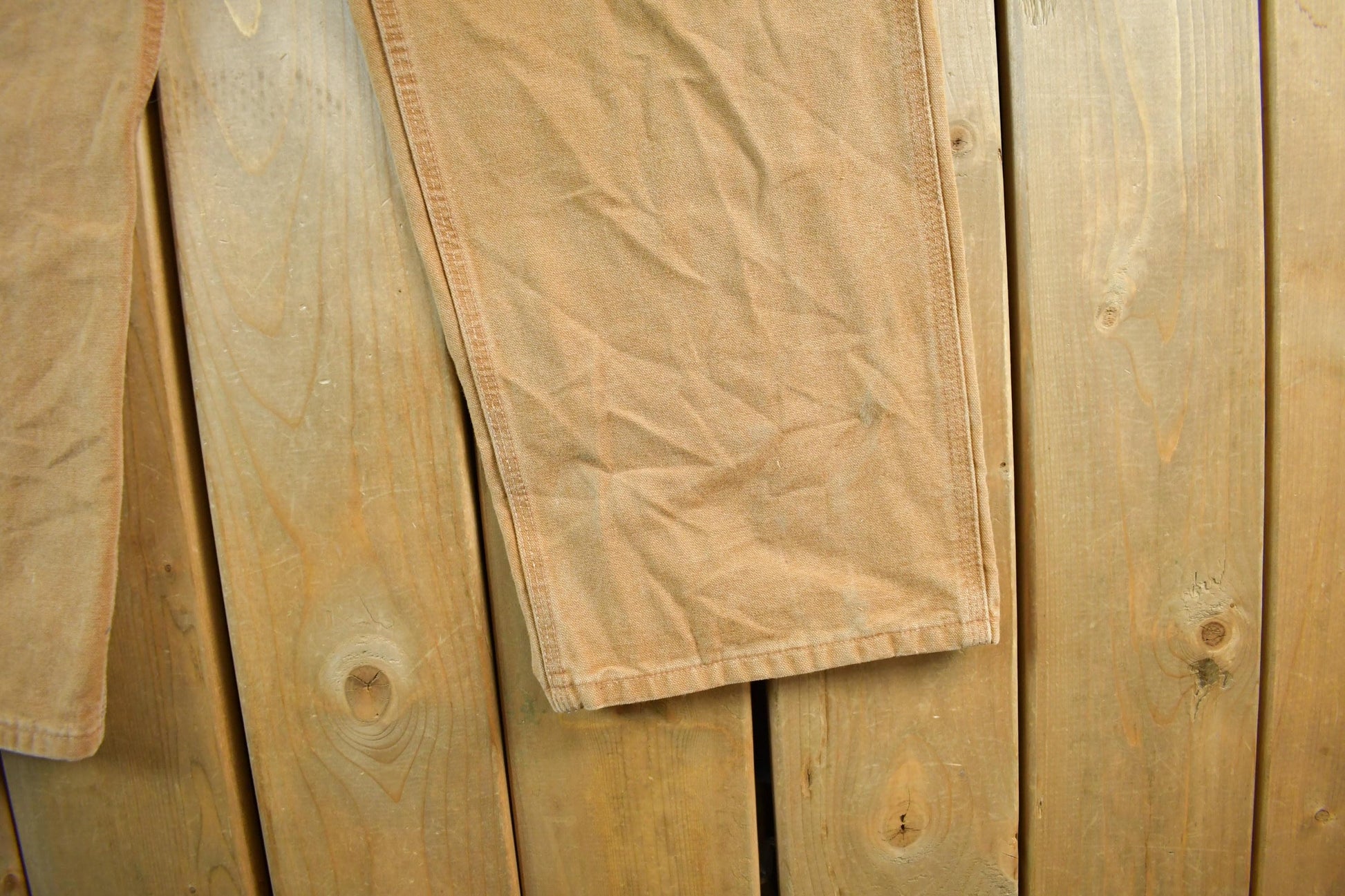 Vintage 2000s Carhartt Carpenter Work Pants Men's 34 x 31 from propervintagecanada
