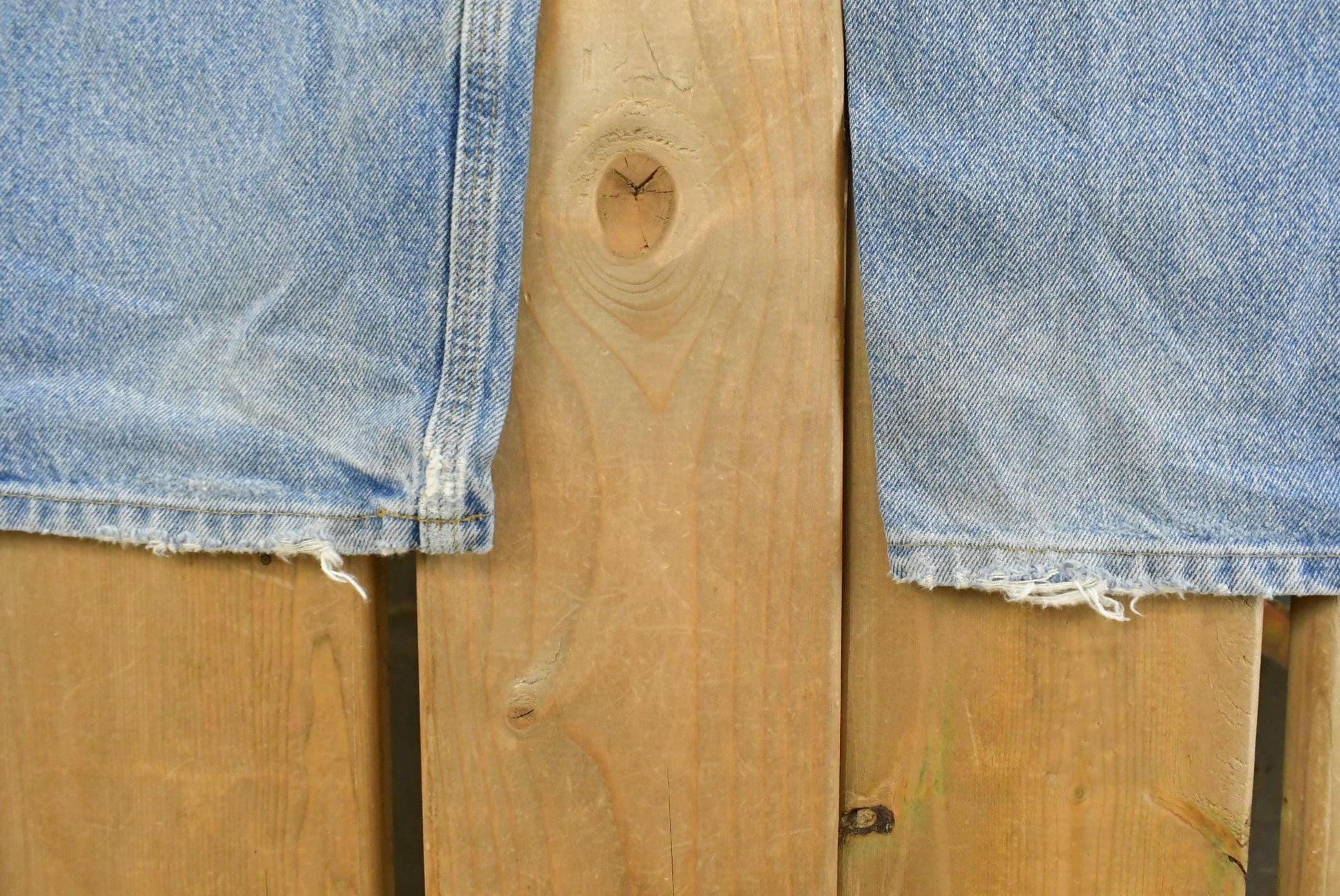 Vintage 2000s Carhartt Denim Carpenter Jeans Men's 31 x 30 from propervintagecanada