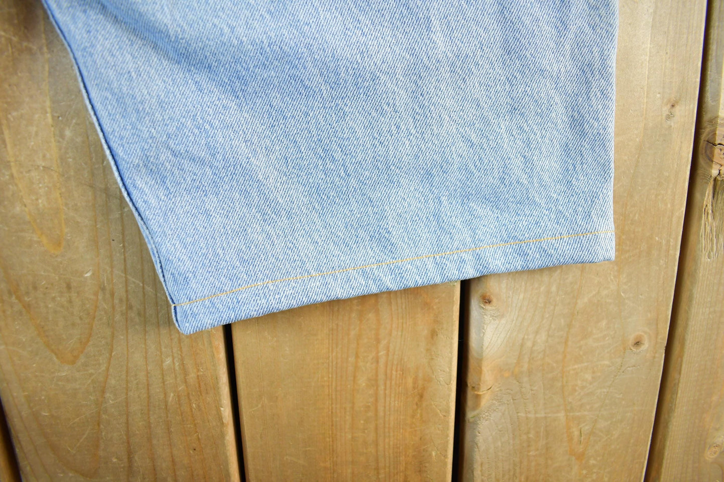 Vintage 2000s Carhartt Distressed Denim Shorts Men's 36 from propervintagecanada
