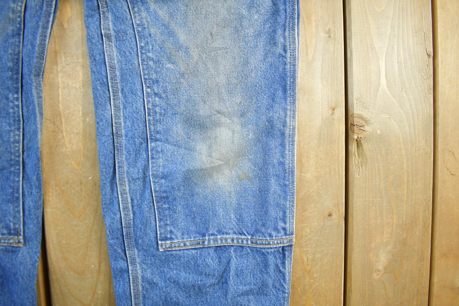 Vintage 2000s Carhartt Distressed Double Knee Denim Work Jeans Men's Medium 33 x 36 from propervintagecanada