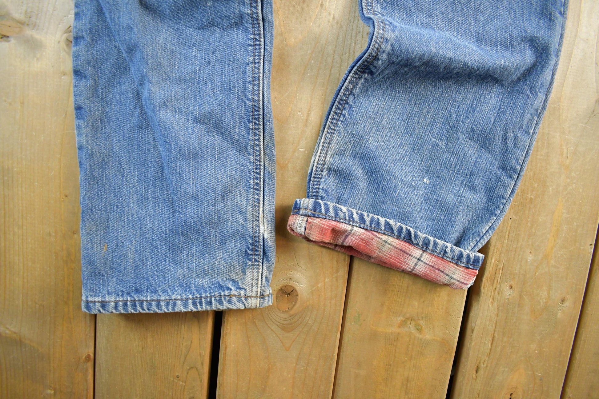 Vintage 2000s Carhartt Distressed Flannel Lined Denim Work Jeans Women's 29 x 32 from propervintagecanada