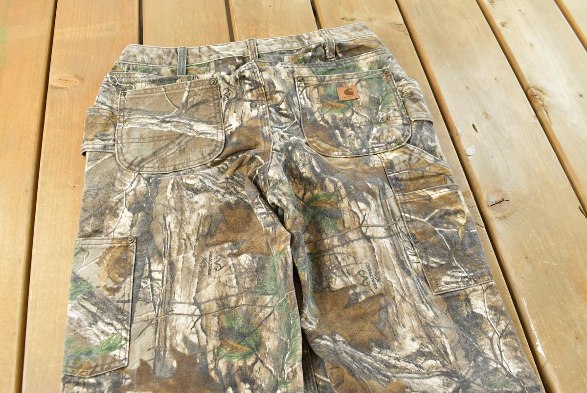 Vintage 2000s Carhartt Double Knee RealTree Camo Pants Women's 30 x 33.5 from propervintagecanada