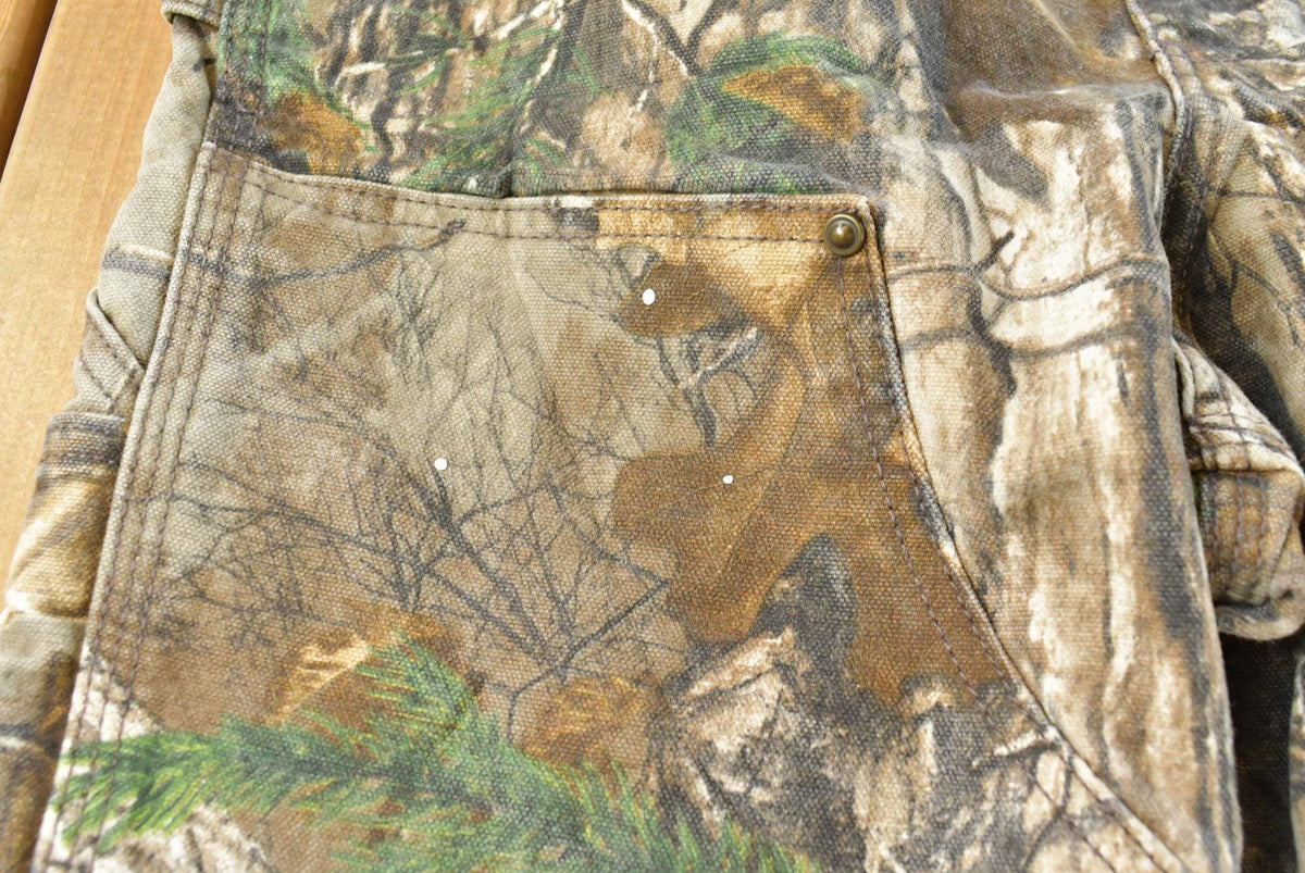 Vintage 2000s Carhartt Double Knee RealTree Camo Pants Women's 30 x 33.5 from propervintagecanada