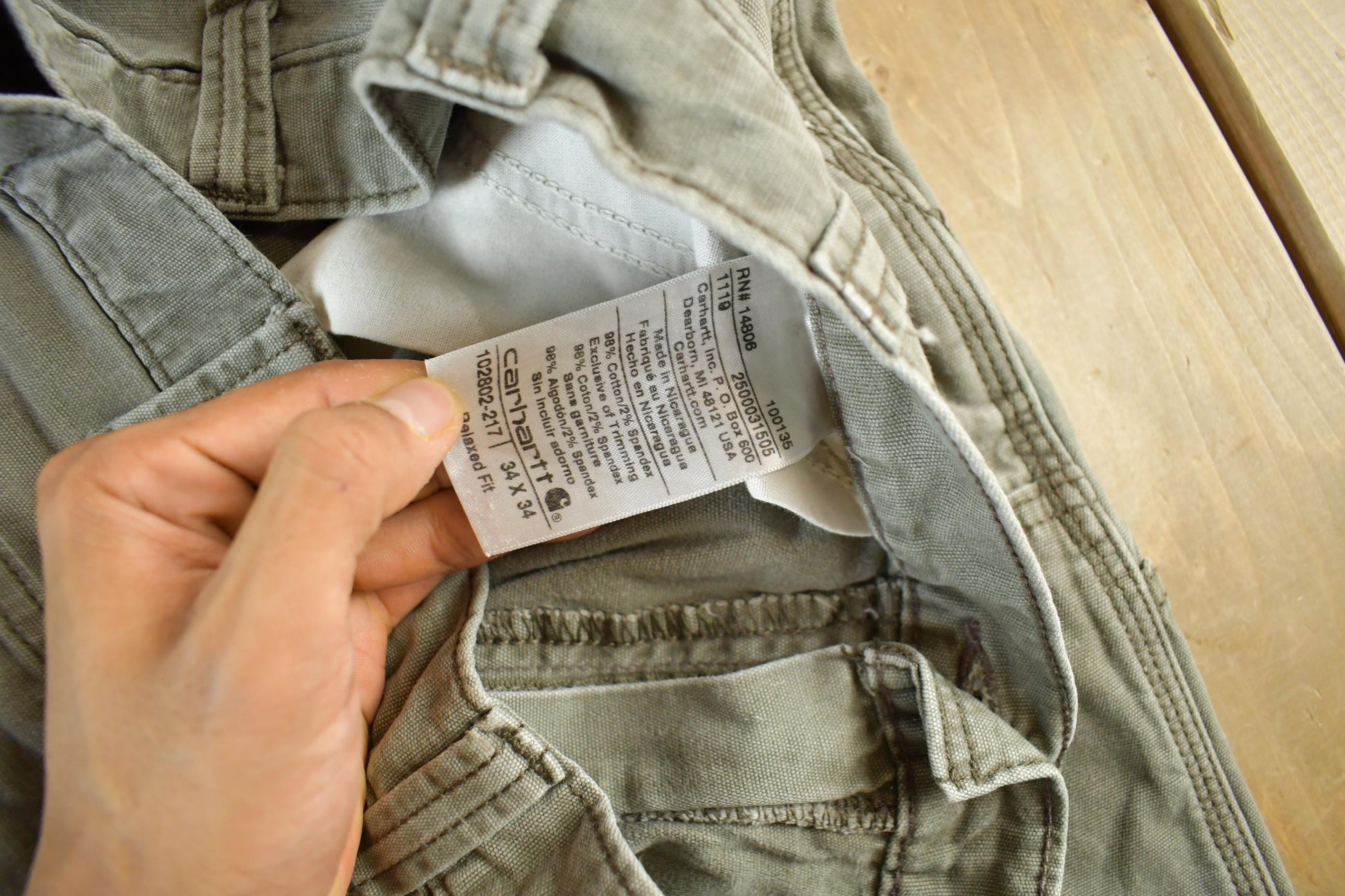 Vintage 2000s Carhartt Double Knee Work Pants Men's 34 x 34 from propervintagecanada