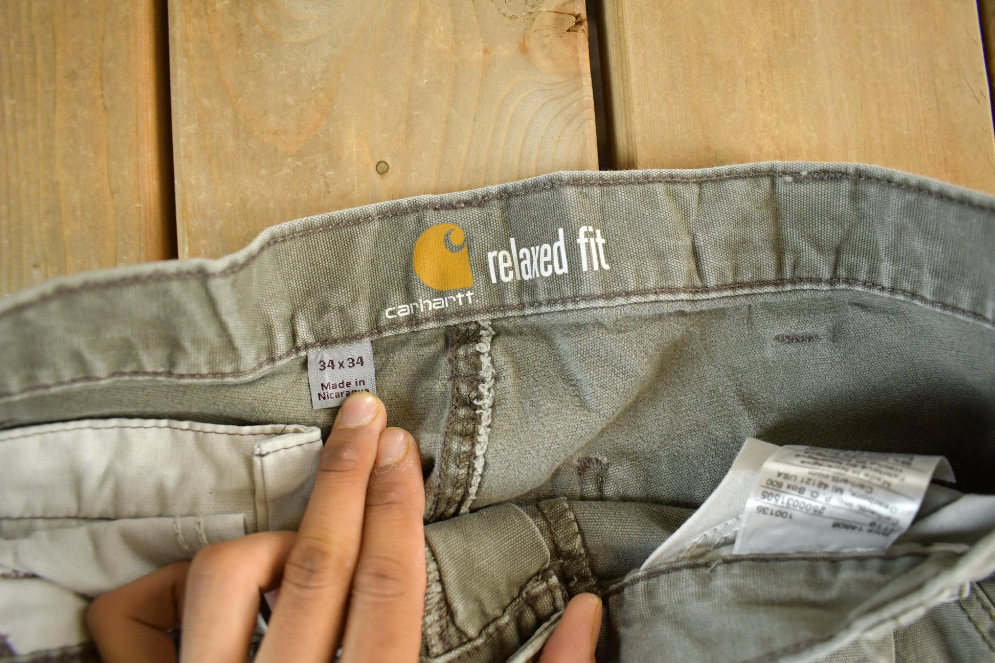 Vintage 2000s Carhartt Double Knee Work Pants Men's 34 x 34 from propervintagecanada