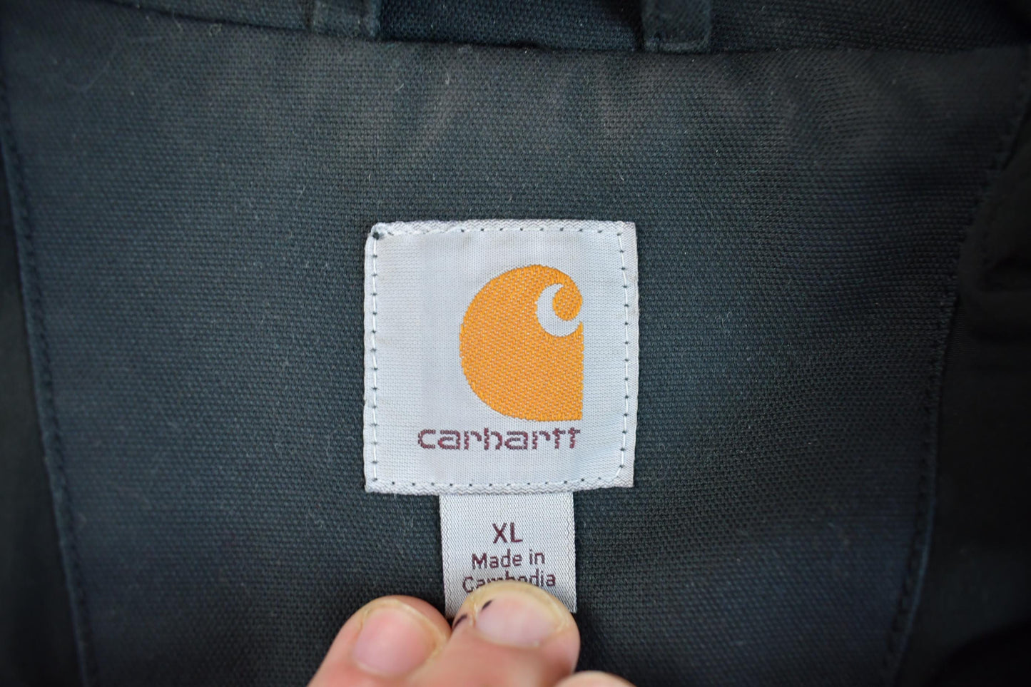 Vintage 2000s Carhartt Embroidered Work Jacket Men's XL from propervintagecanada
