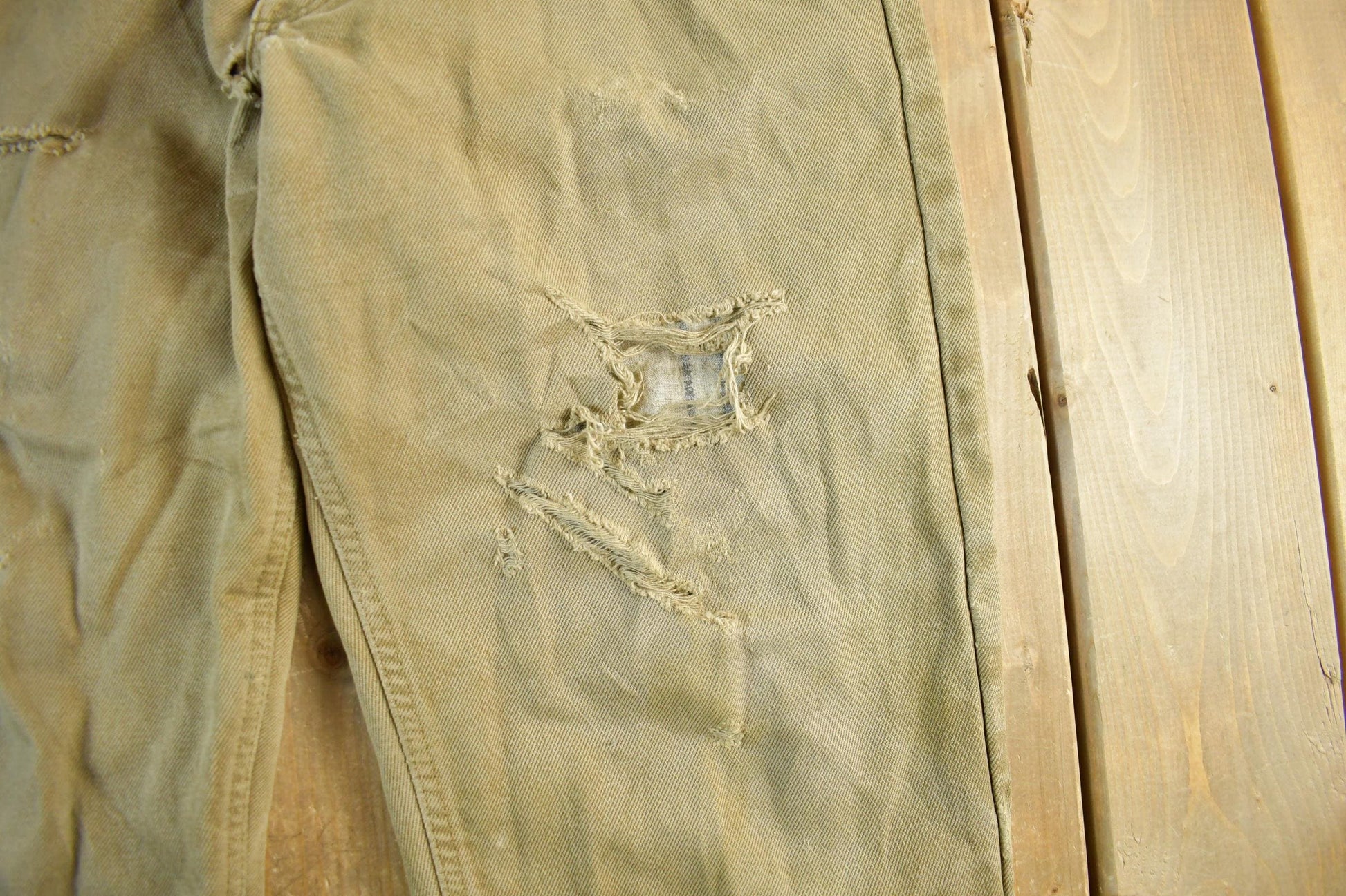 Vintage 2000s Carhartt Lined Carpenter Work Denim Jeans Men's 34 x 31 from propervintagecanada