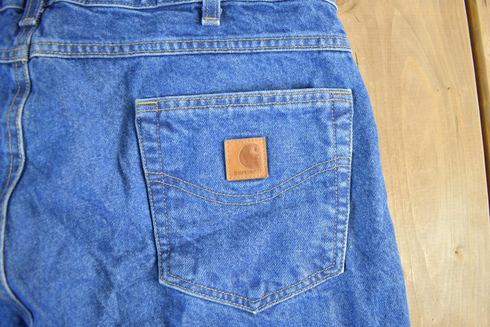 Vintage 2000s Carhartt Relaxed Fit Denim Work Jeans Men's 38 x 32 from propervintagecanada