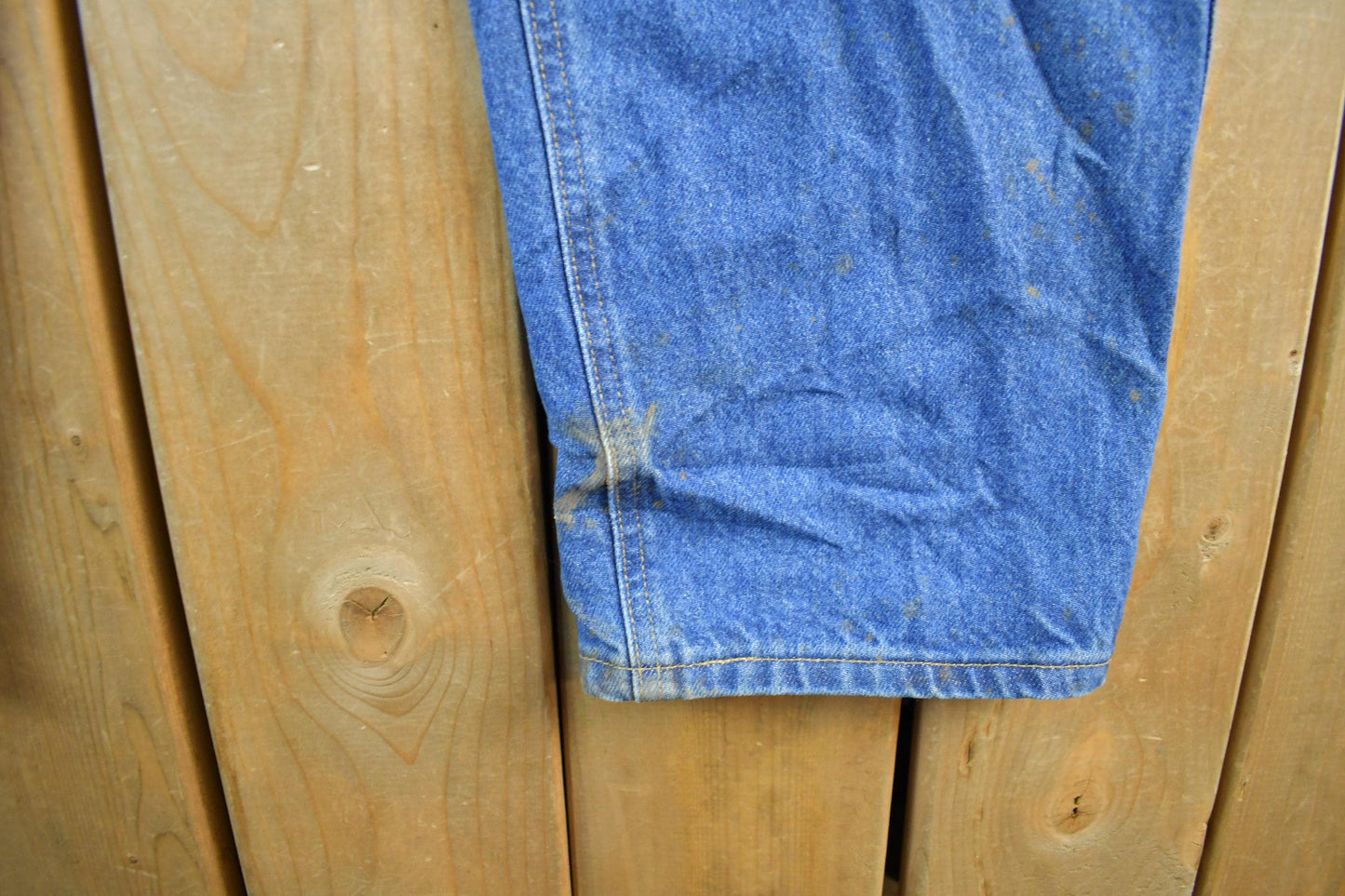Vintage 2000s Carhartt Relaxed Fit Denim Work Jeans Men's 38 x 32 from propervintagecanada