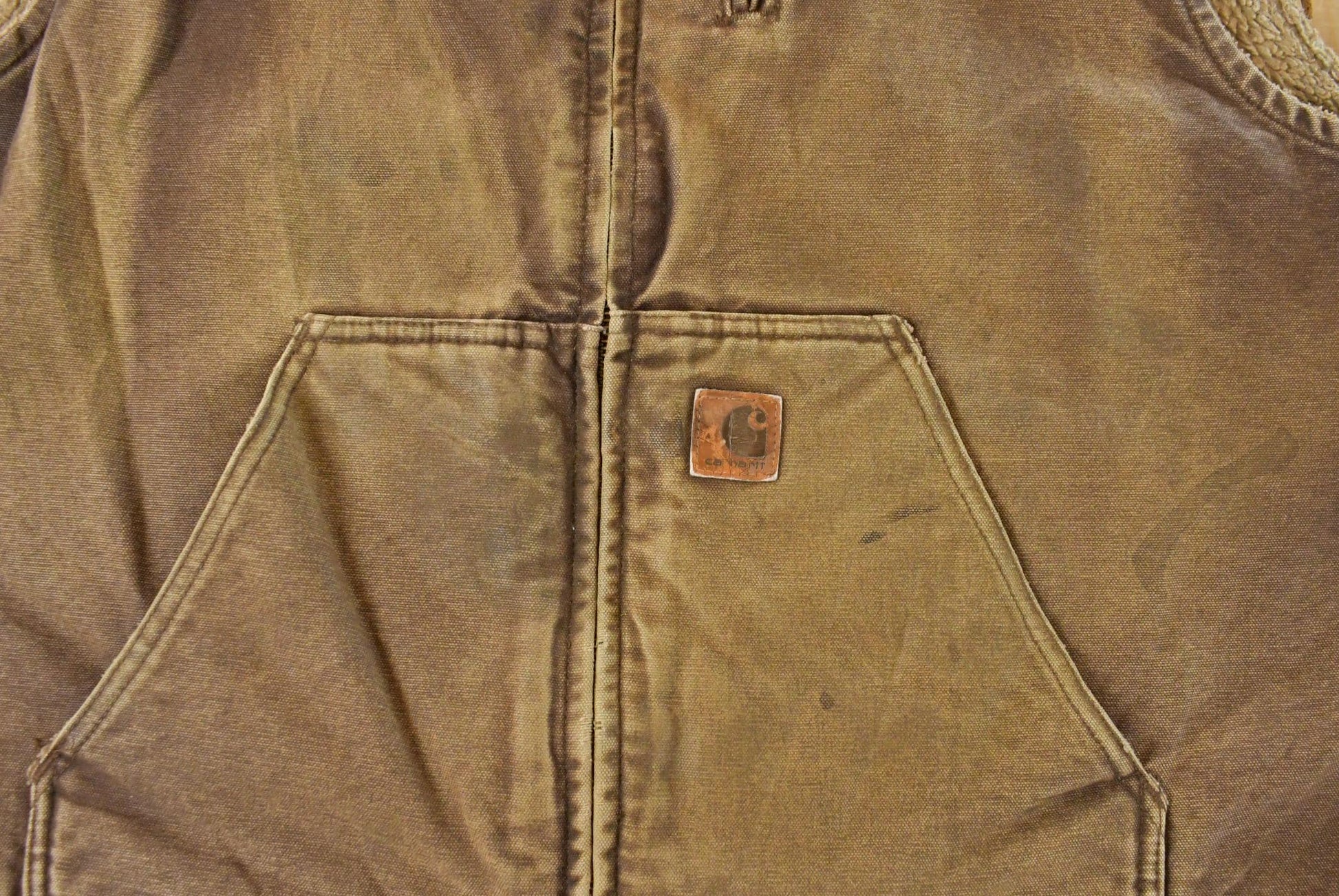 Vintage 2000s Carhartt Sun Faded Distressed Sherpa Lined Jacket Vest Mens 2XL / Y2K Workwear / Work Coat / USA Americana from propervintagecanada