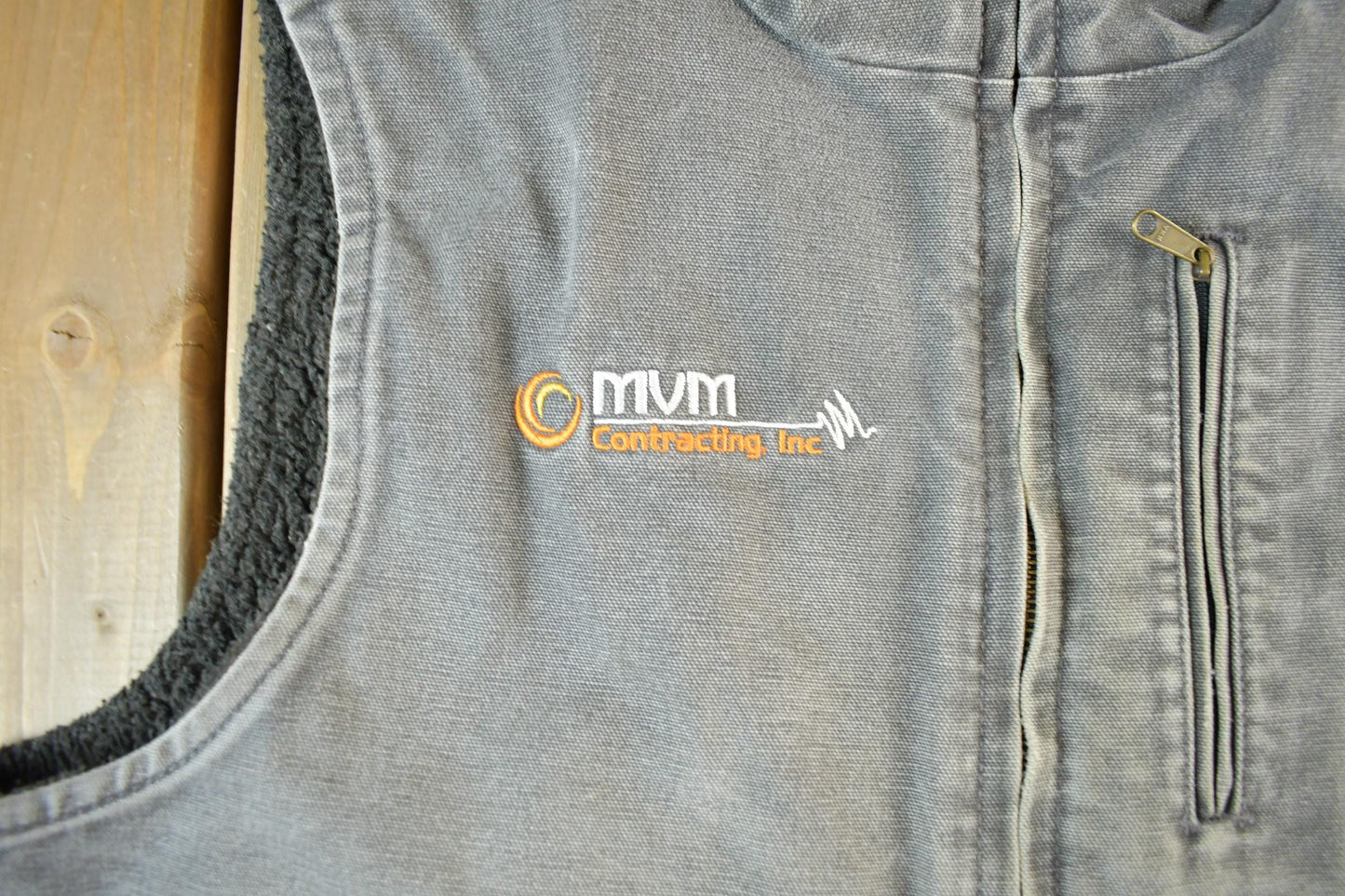 Vintage 2000s Carhartt Sun Faded Distressed Sherpa Lined Jacket Vest Mens Large from propervintagecanada