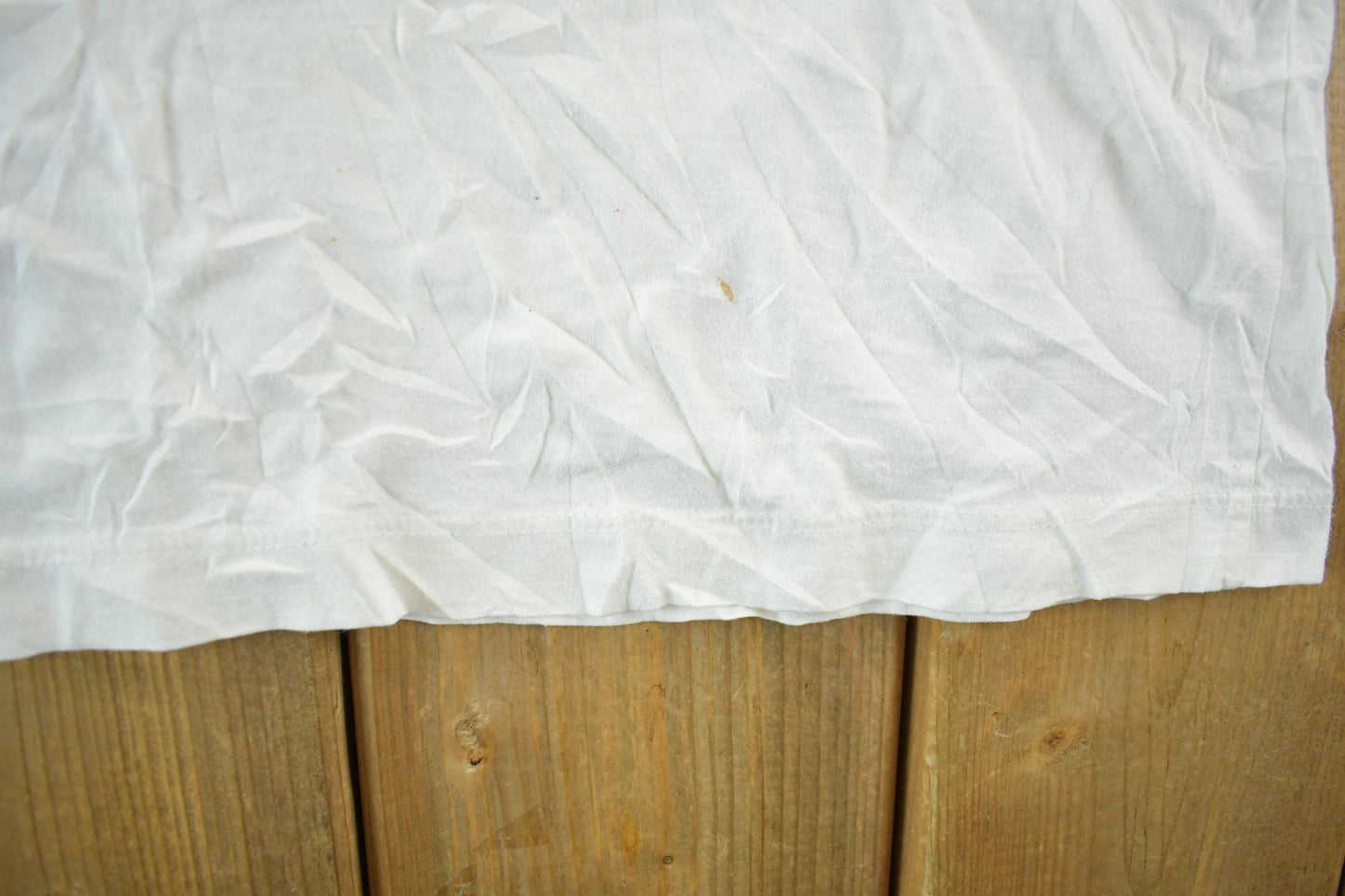 Vintage 2000s Chinese Calligraphy Graphic T-Shirt Men's Large from propervintagecanada