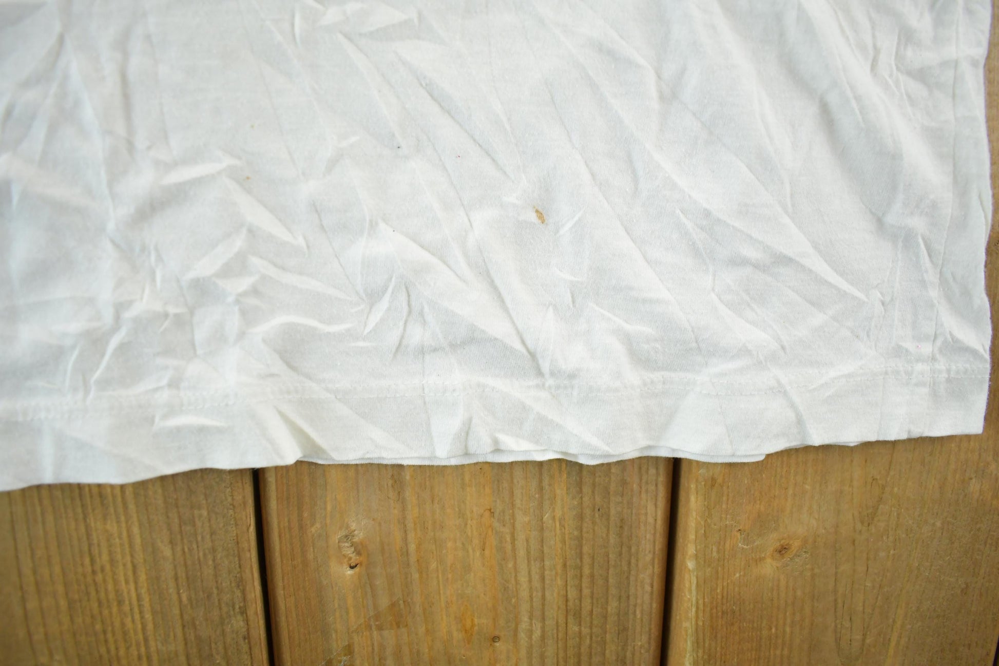 Vintage 2000s Chinese Calligraphy Graphic T-Shirt Men's Large from propervintagecanada