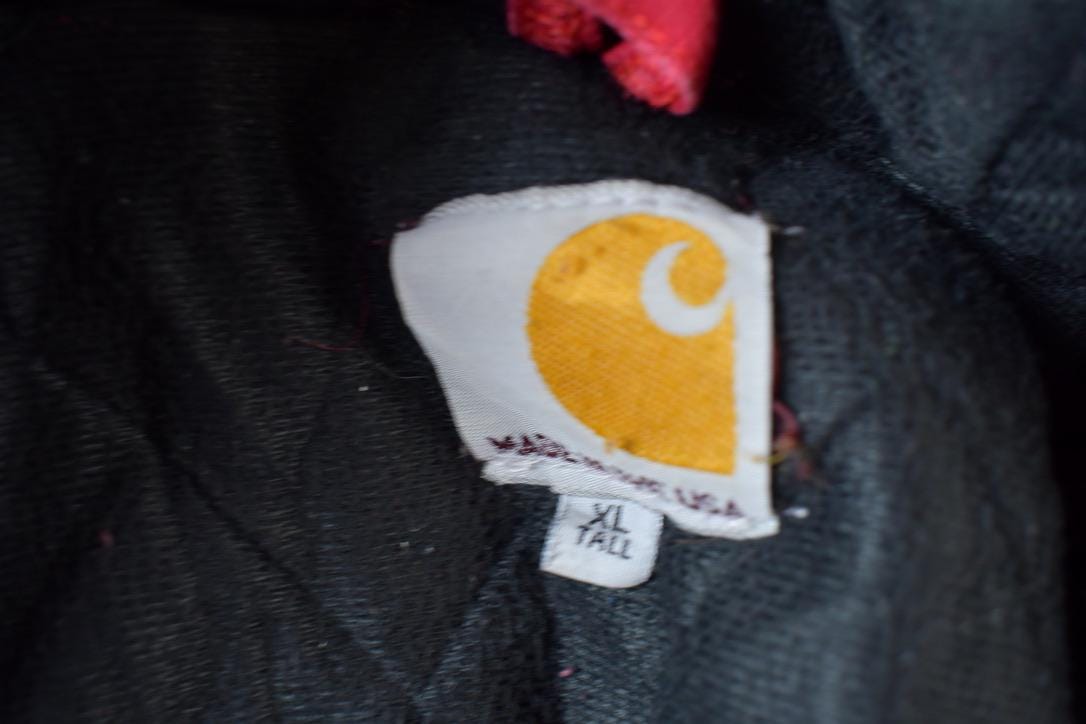 Vintage 2000s Distressed Carhartt Red Active Jacket Size L from propervintagecanada
