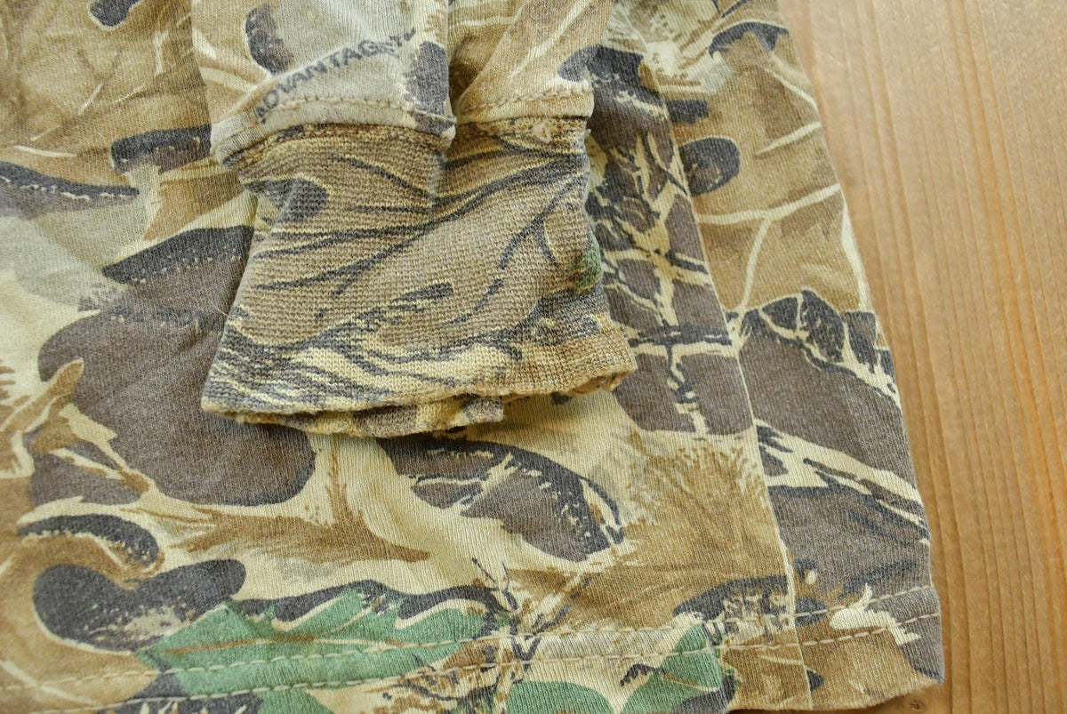 Vintage 2000s Duofold Advantage Camo Mock Turtleneck Long Sleeve T-Shirt Men's XL from propervintagecanada