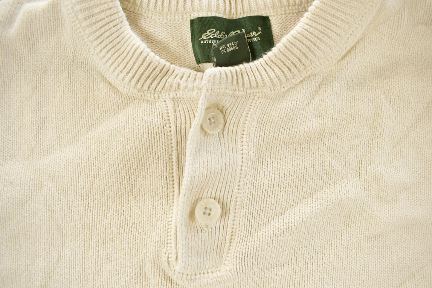 Vintage 2000s Eddie Bauer Henley Sweater Men's XL from propervintagecanada