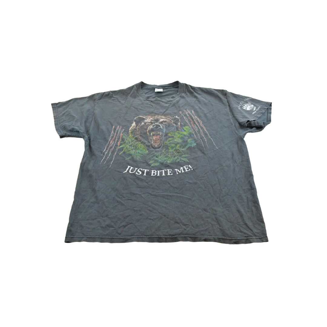 Vintage 2000s Glacier Park Montana Just Bite Me Grizzly Bear Souvenir T-Shirt Men's XL from propervintagecanada