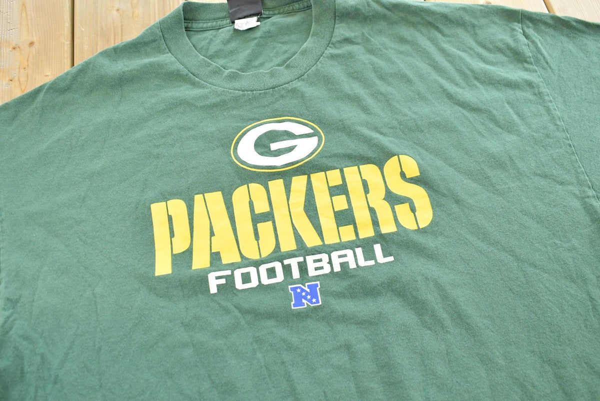 Vintage 2000s Green Bay Packers NFL Graphic T-Shirt Mens 2XL from propervintagecanada