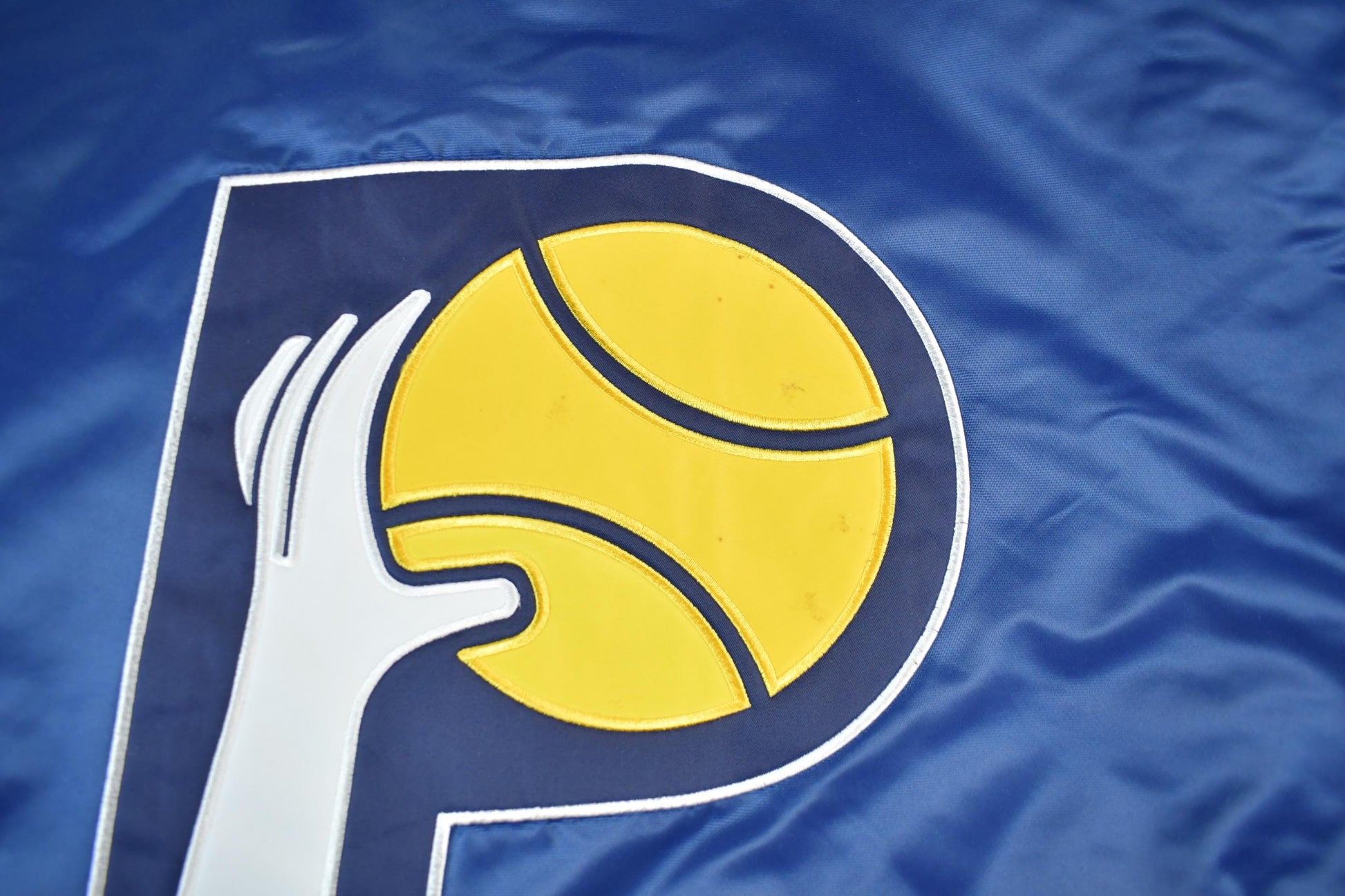 Vintage 2000s Hardwood Classics Indiana Pacers NBA Basketball Embroidered Snap Button Satin Bomber Jacket Mens 3XL / Varsity/ Streetwear from propervintagecanada