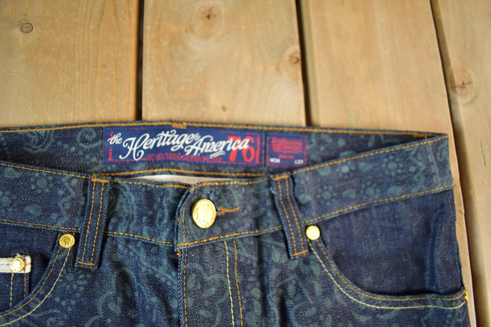 Vintage 2000s Heritage By America Jeans Men's 34 x 33 from propervintagecanada