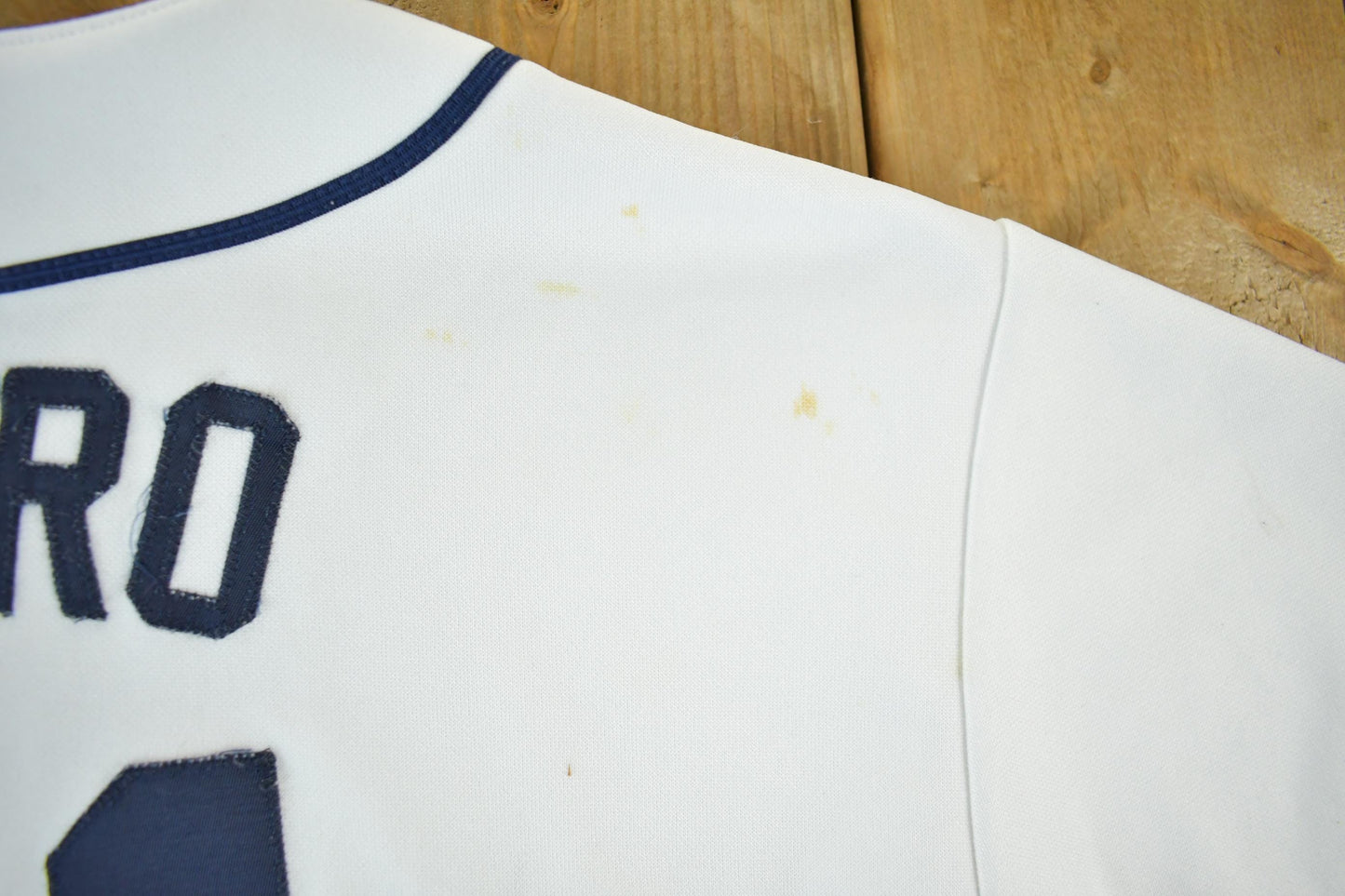 Vintage 2000s Ichiro Suzuki Seattle Mariners MLB Majestic Baseball Jersey Youth XL from propervintagecanada