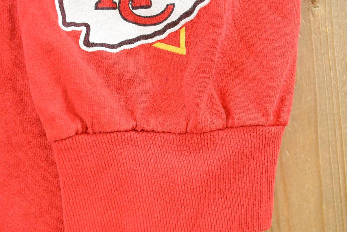 Vintage 2000s Kansas City Chiefs Long Sleeve T-Shirt Mens L from propervintagecanada