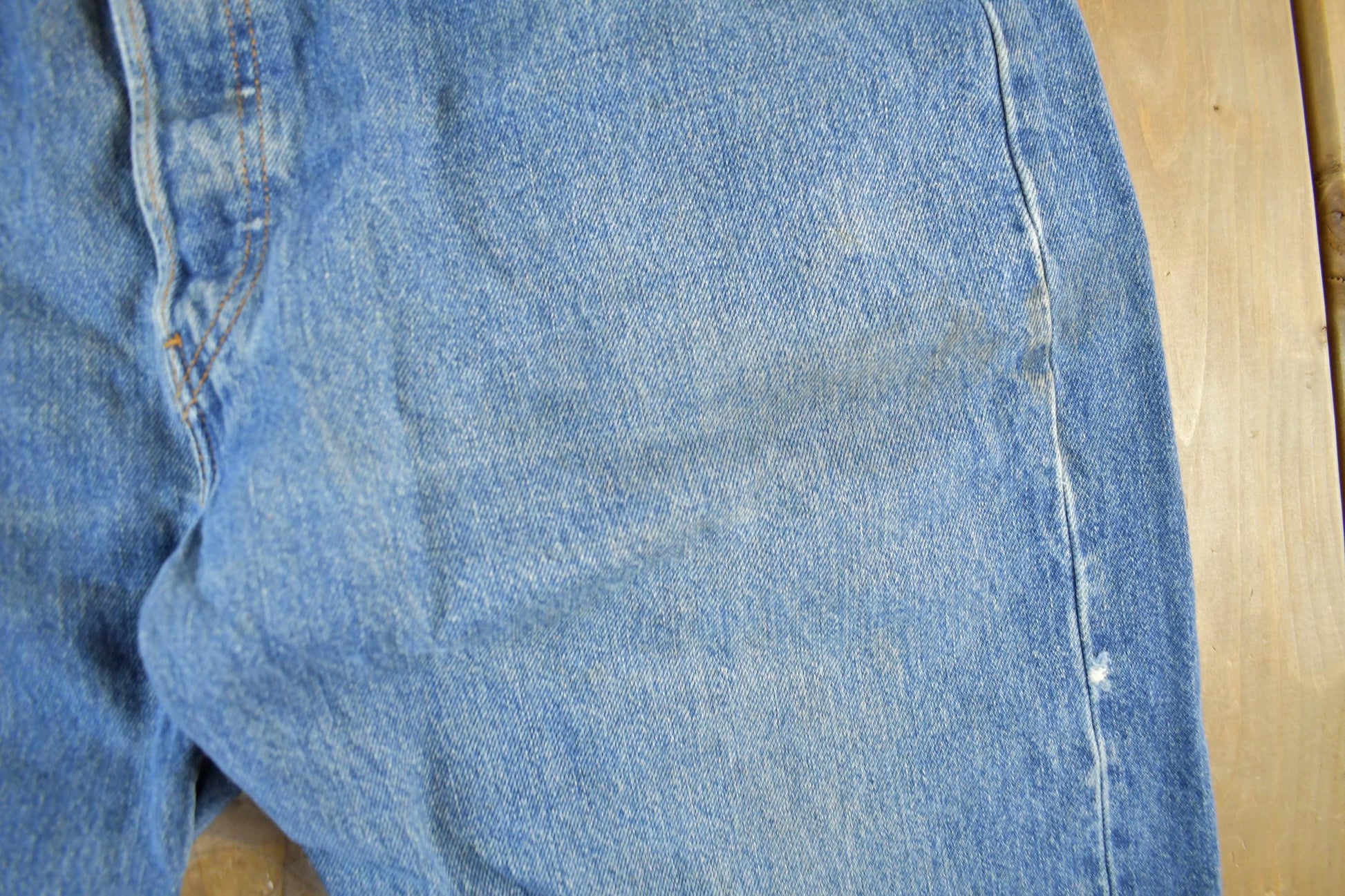 Vintage 2000s Levi's 501 Denim Jeans Men's Large 36 x 30 from propervintagecanada
