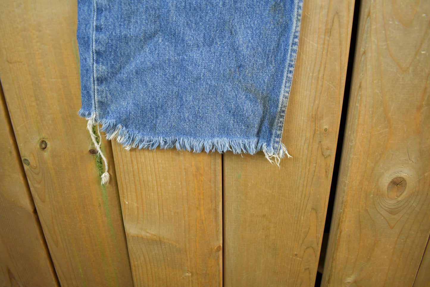 Vintage 2000s Levi's 501 Denim Jeans Men's Large 36 x 30 from propervintagecanada